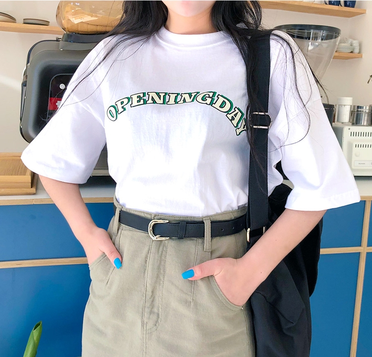 Icecream12 - Drop-Shoulder Lettering T-Shirt