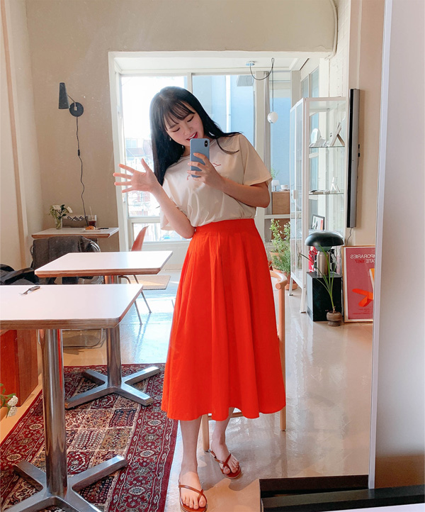 Cherryville - Band-Waist Side-Zip Plain Midi Skirt