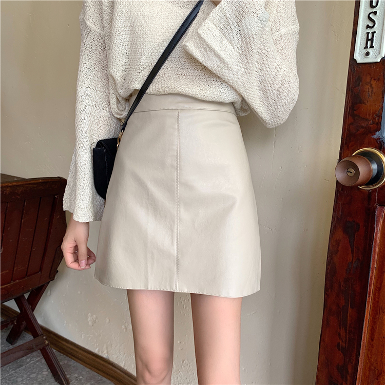 MissLady - Mini-jupe unie en faux cuir