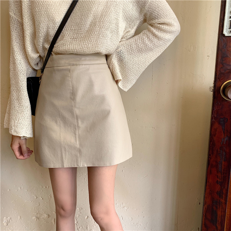 MissLady - Mini-jupe unie en faux cuir