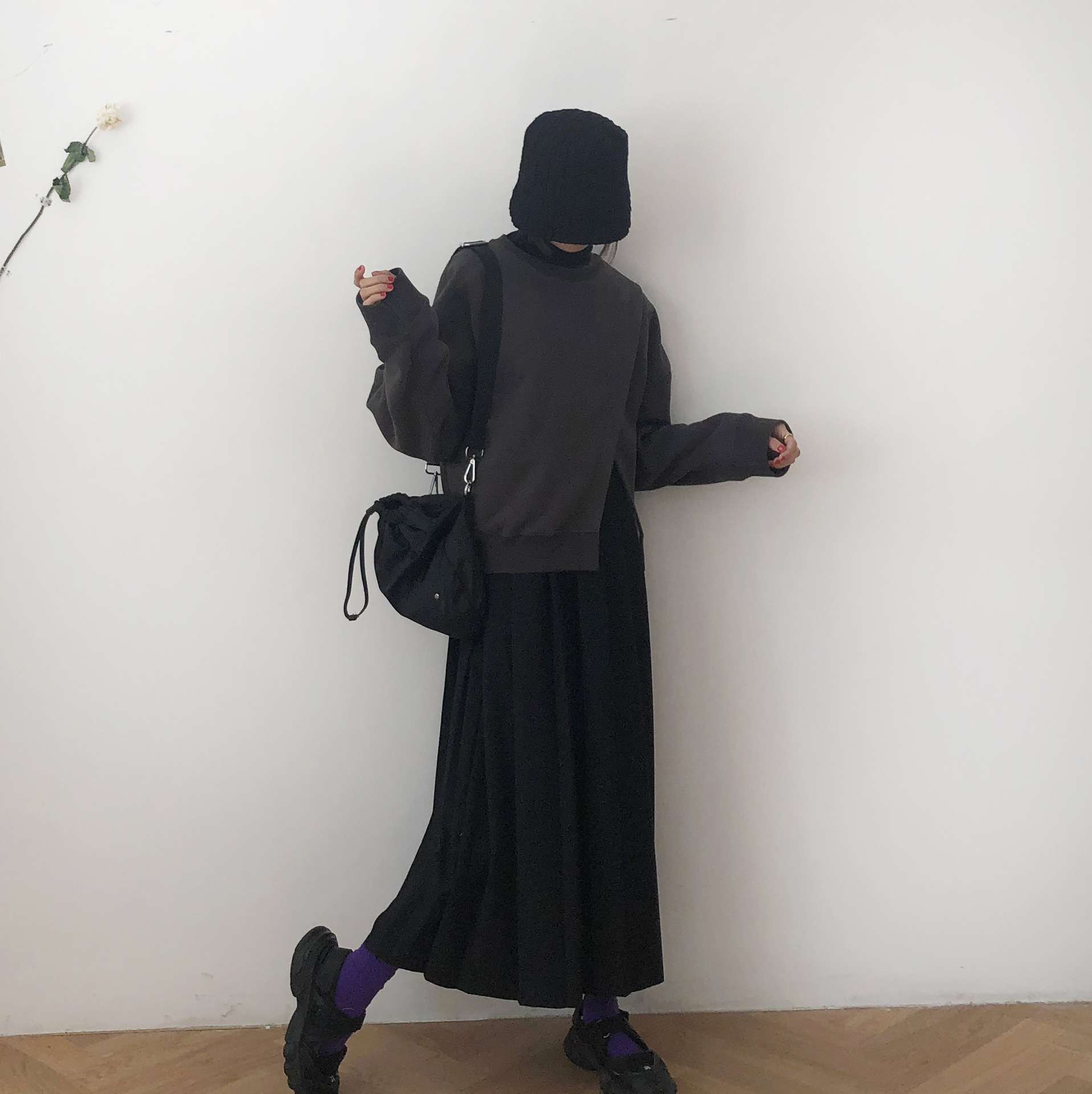 Rosy.B - Jupe mi-longue plissée boutonnée sur le côté