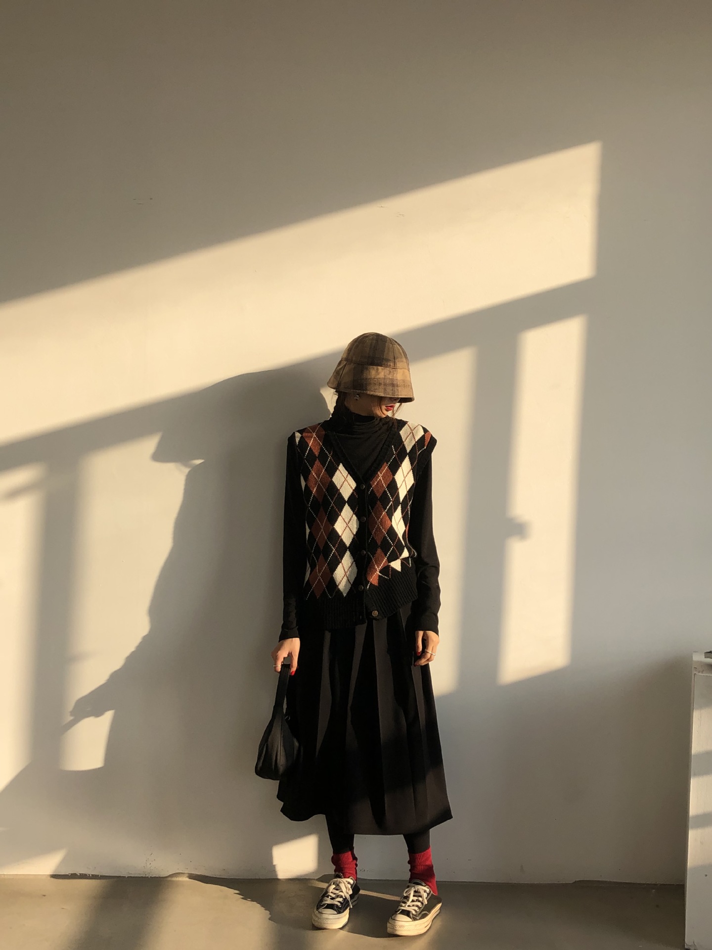 Rosy.B - Jupe mi-longue plissée boutonnée sur le côté