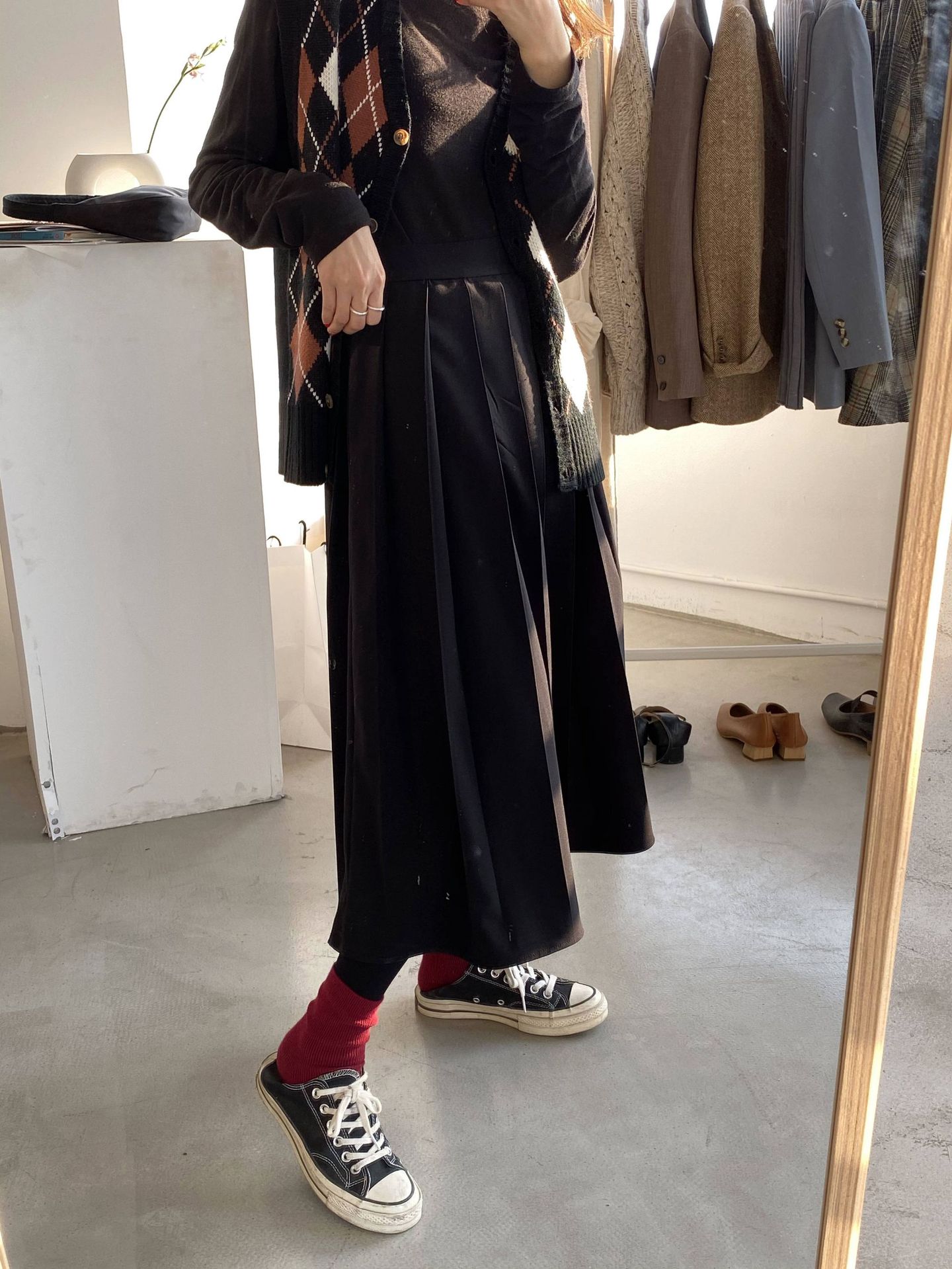 Rosy.B - Jupe mi-longue plissée boutonnée sur le côté