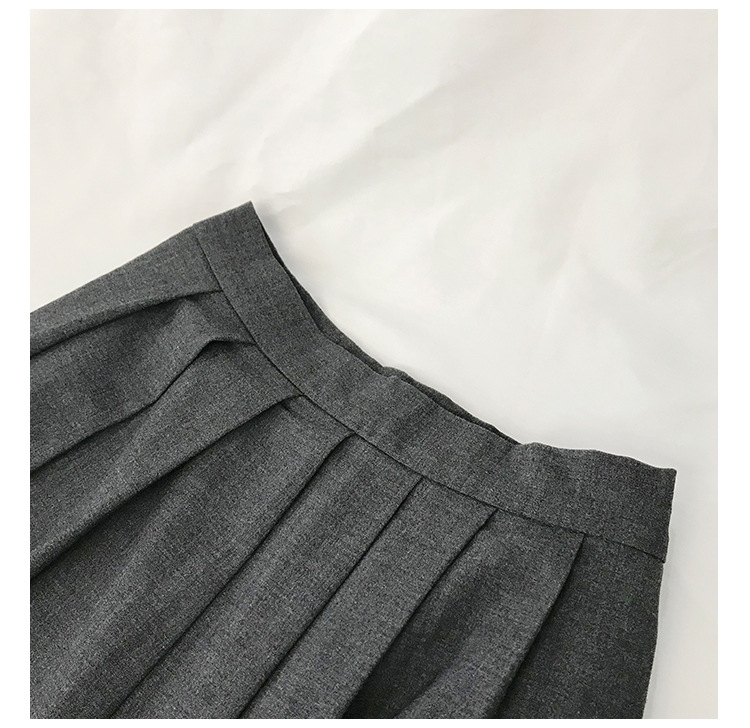Rosy.B - Jupe mi-longue plissée boutonnée sur le côté