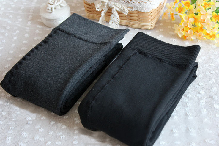 Stylevana - Legging uni à étriers doublés de molleton