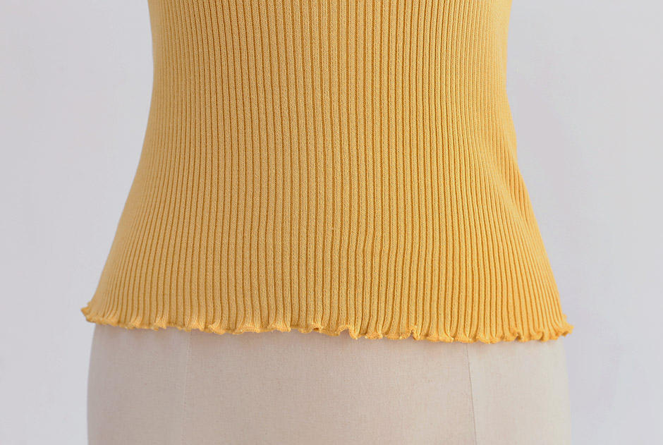 chuu - Spaghetti Straps Ribbed Camisole Top