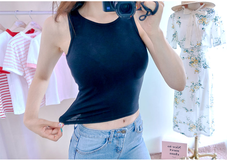chuu - Sleeveless Halter Tank Top