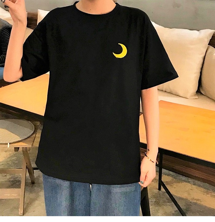 Dearest - Short-Sleeve Embroidered T-Shirt