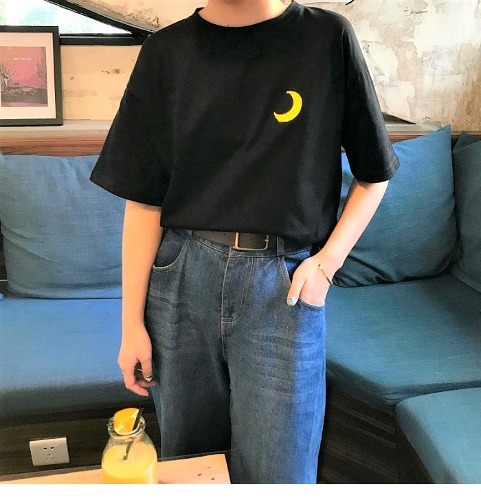Dearest - Short-Sleeve Embroidered T-Shirt