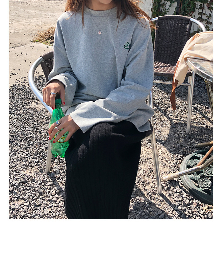 Rosy.B - Long-Sleeve Round-Neck Pullover