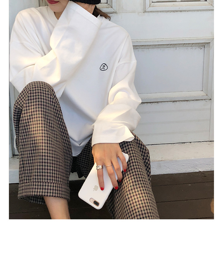 Rosy.B - Long-Sleeve Round-Neck Pullover
