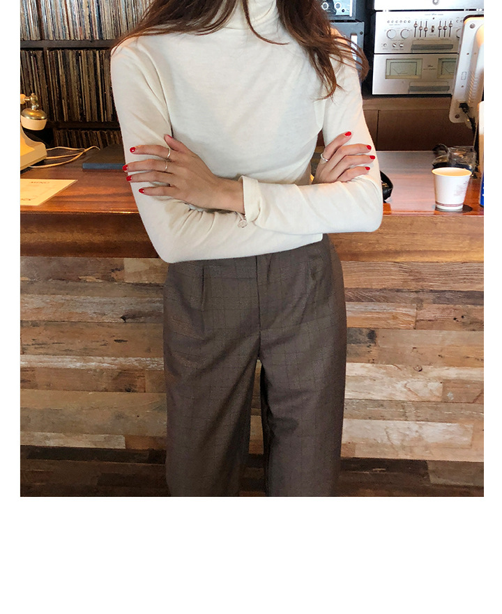Rosy.B - Long-Sleeve Plain Turtleneck Top