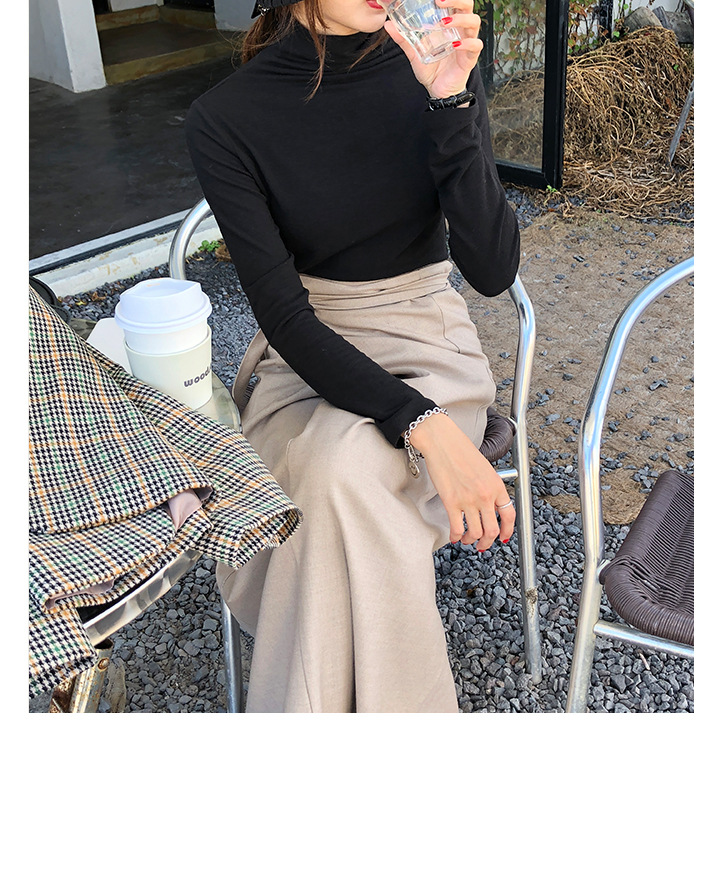 Rosy.B - Long-Sleeve Plain Turtleneck Top