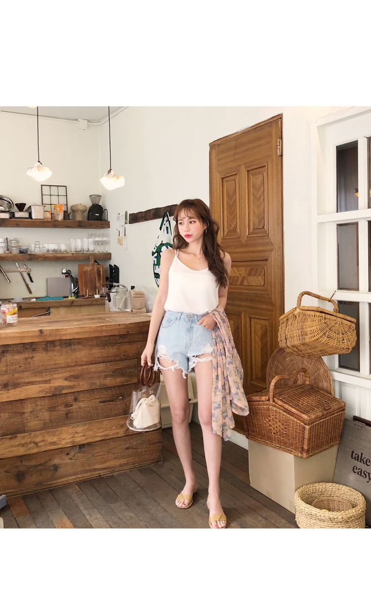 Cherryville - Cross-Back Strappy Camisole Top