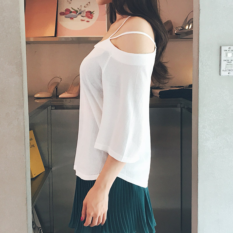chuu - Cold-Shoulder Elbow-Sleeve Strappy Top