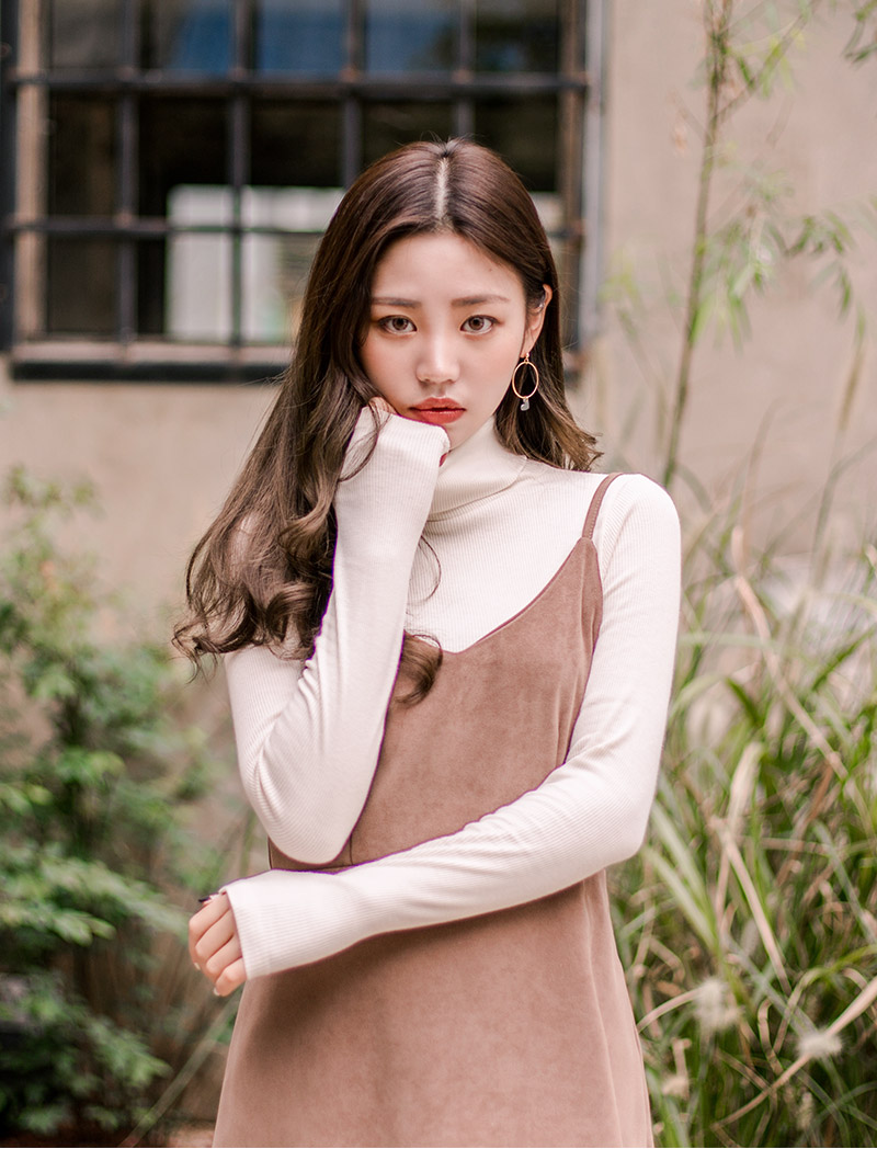 Icecream12 - Long-Sleeve Plain Turtleneck Ribbed Top