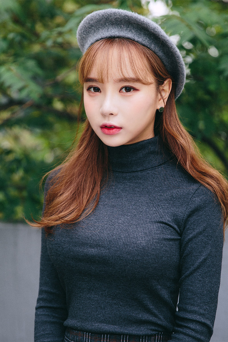 Icecream12 - Long-Sleeve Plain Turtleneck Ribbed Top