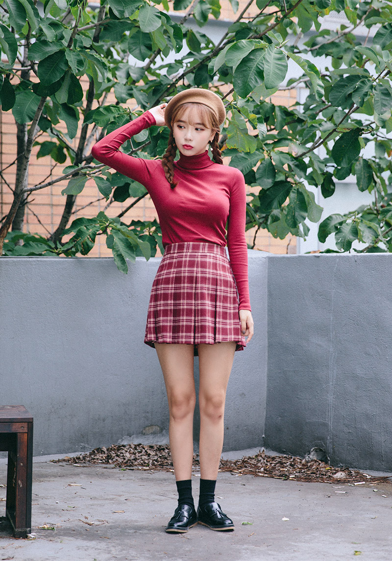 Icecream12 - Long-Sleeve Plain Turtleneck Ribbed Top