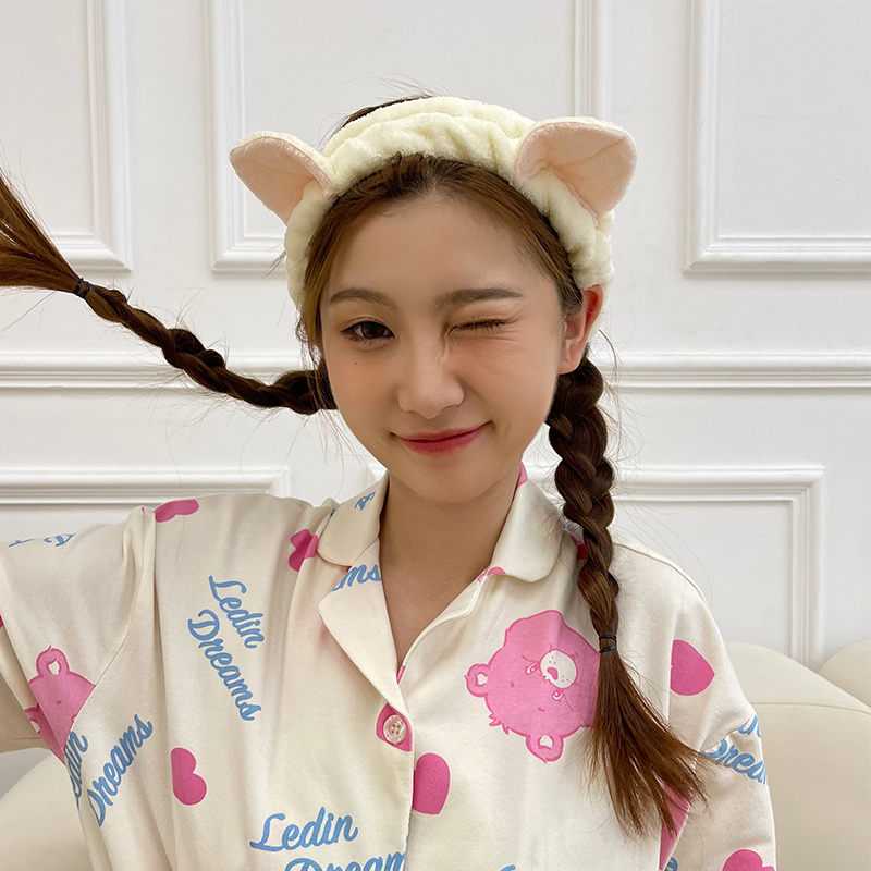 Shop MsBlossom Face Wash Cat Ribbon Headband 1pc Stylevana